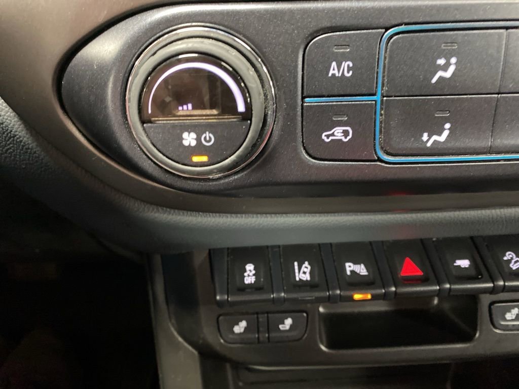 Used 2022 Chevrolet Colorado Z71 w/ Safety Package image 45