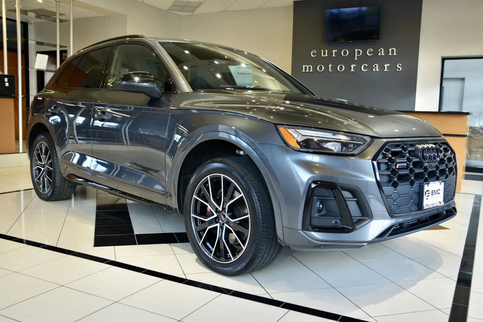 Used 2024 Audi SQ5 Premium Plus AWD/4WD image 1