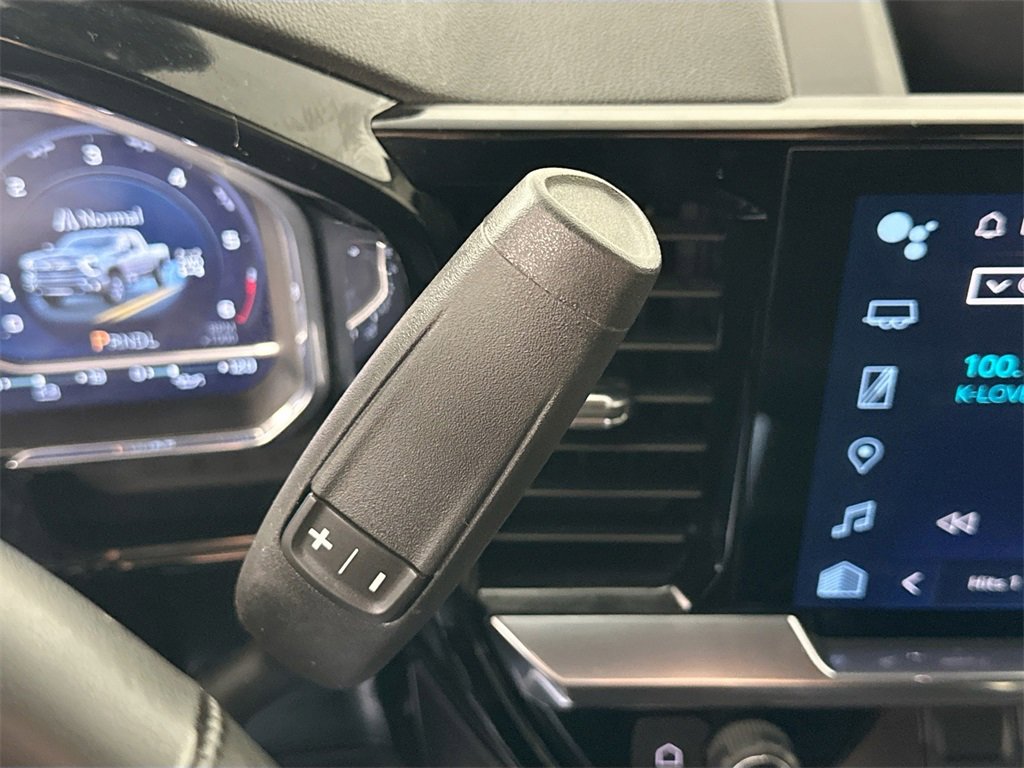 Used 2024 Chevrolet Silverado 2500 High Country image 18