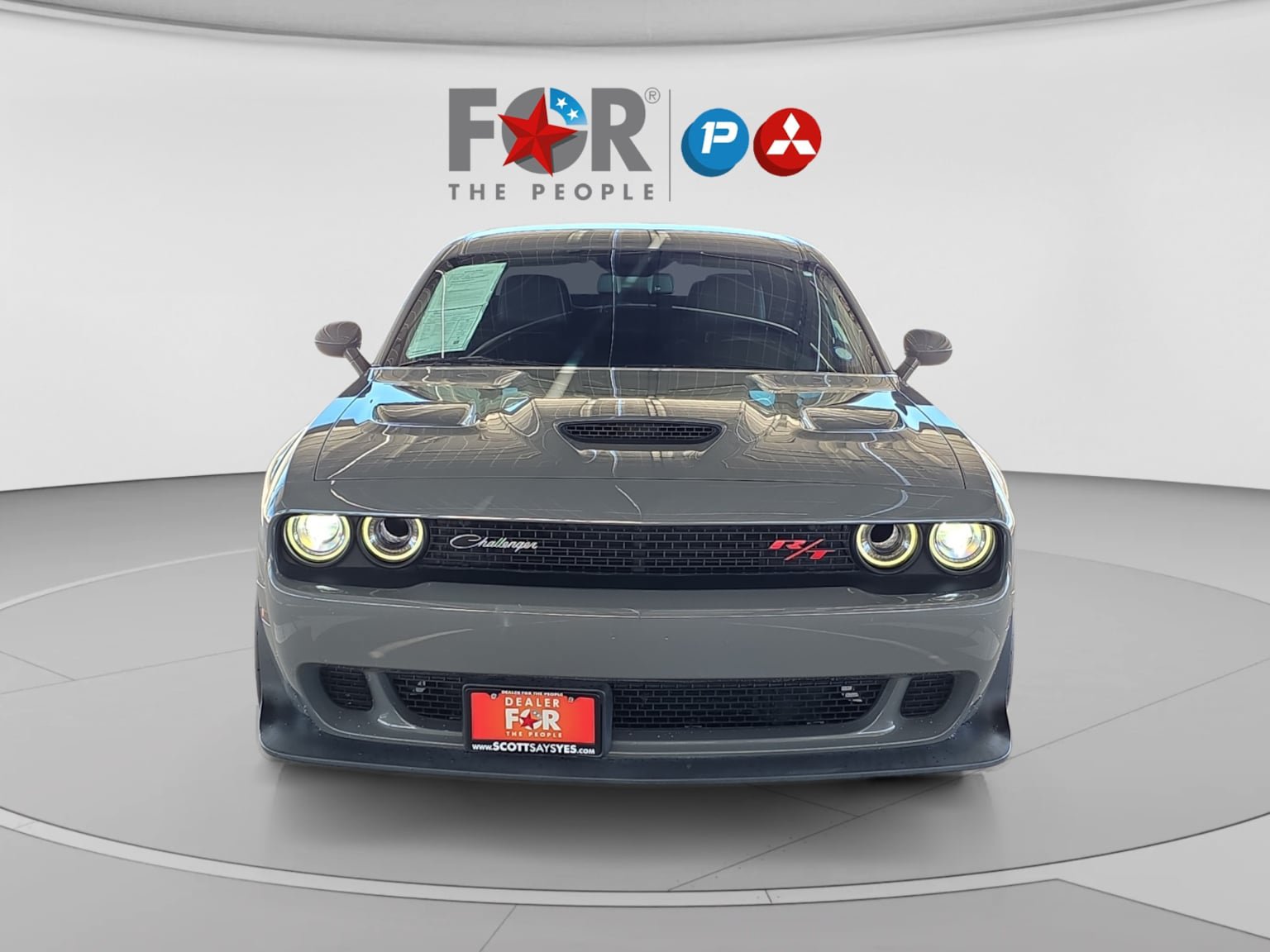 Used 2019 Dodge Challenger R/T Scat Pack RWD image 2