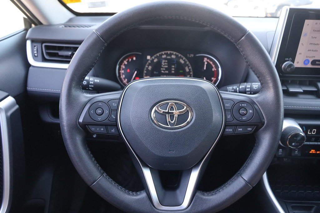 Used 2025 Toyota RAV4 XLE w/ Weather Package AWD/4WD image 10