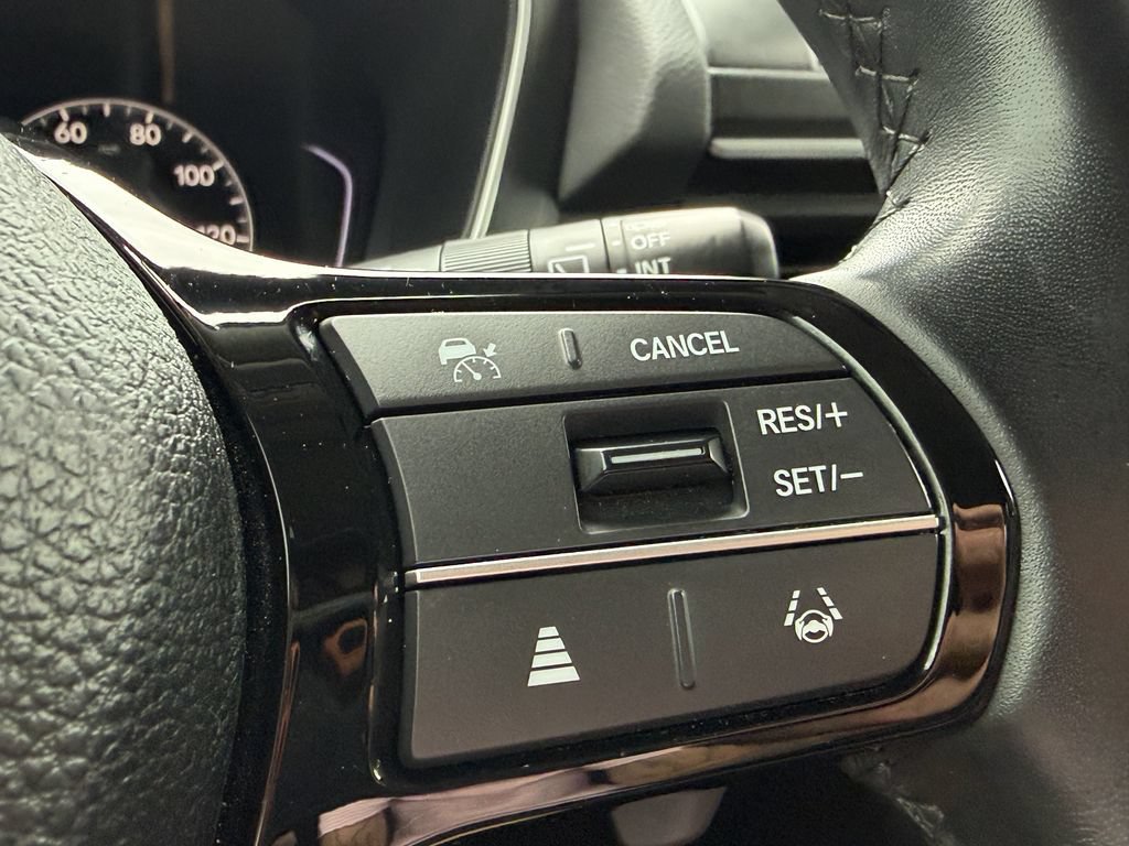 Used 2025 Honda Pilot Touring image 30