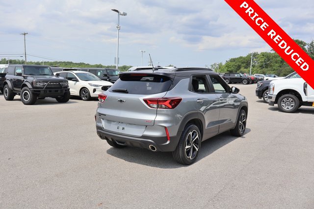Used 2023 Chevrolet TrailBlazer RS w/ Sun and Liftgate Package image 8