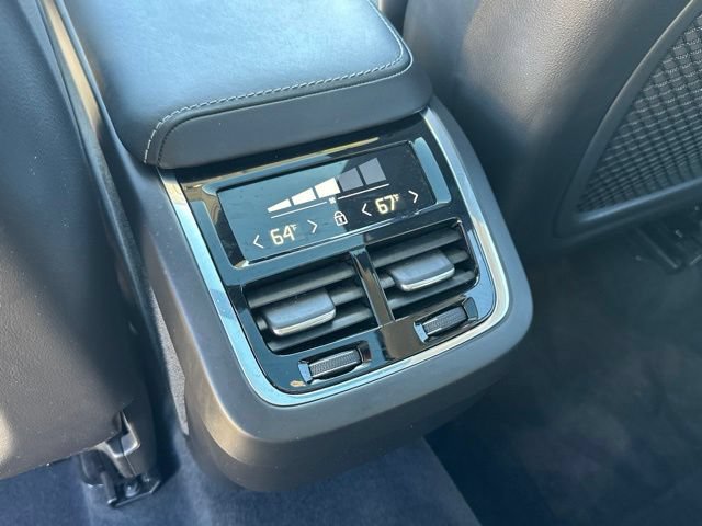 Used 2021 Volvo XC60 T5 Inscription w/ Protection Package Premier AWD/4WD image 13