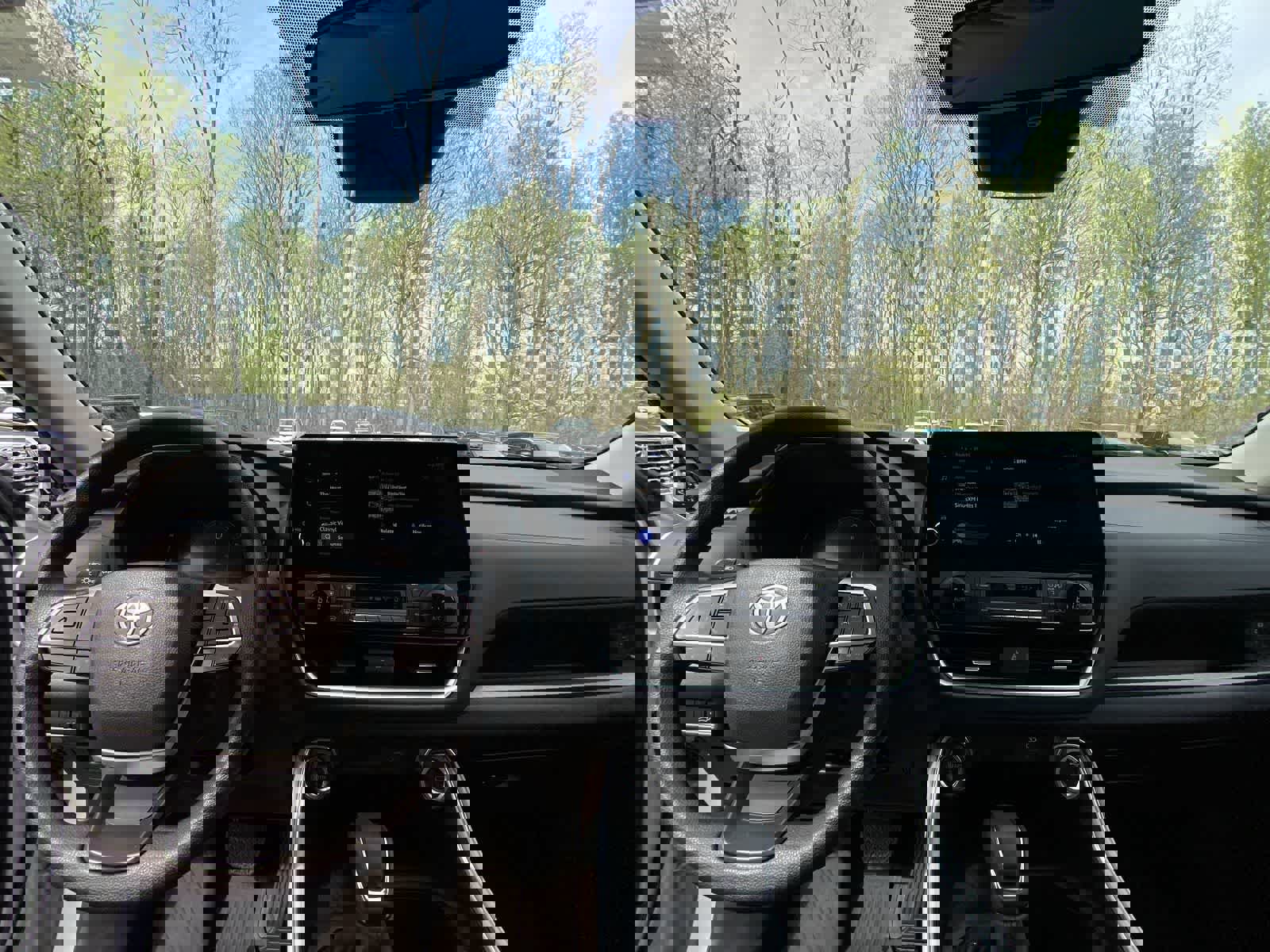 Certified 2025 Toyota Grand Highlander FWD image 22