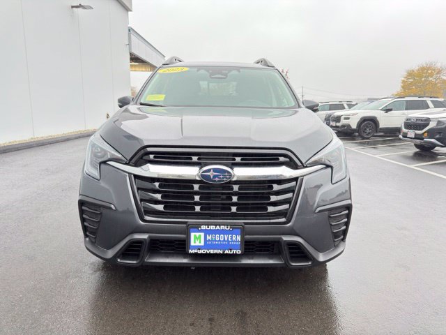 Used 2023 Subaru Ascent Premium w/ Convenience Package AWD/4WD image 3