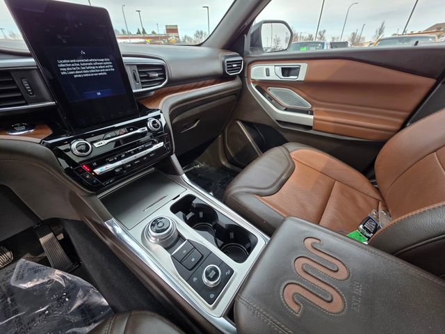 Used 2021 Ford Explorer King Ranch w/ Premium Technology Package AWD/4WD image 25