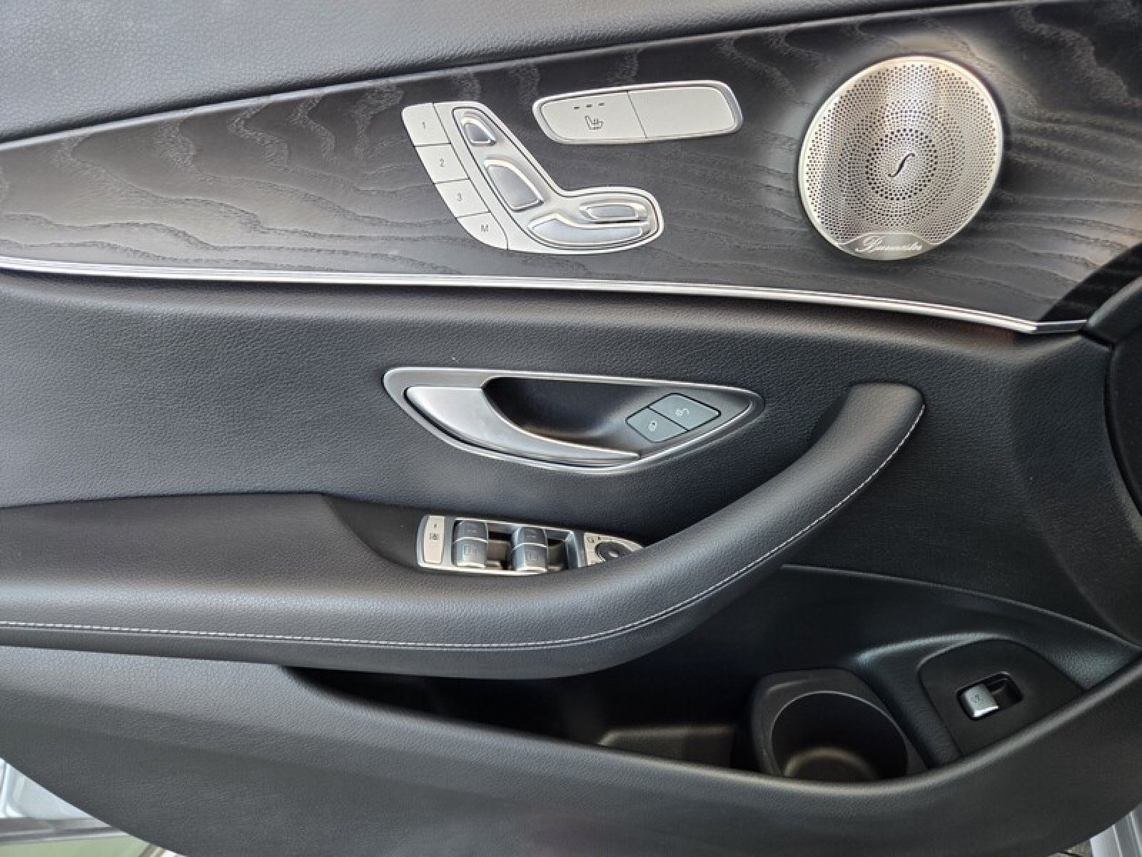 Used 2023 Mercedes-Benz E 350 Sedan image 23