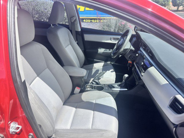 Used 2016 Toyota Corolla LE FWD image 18