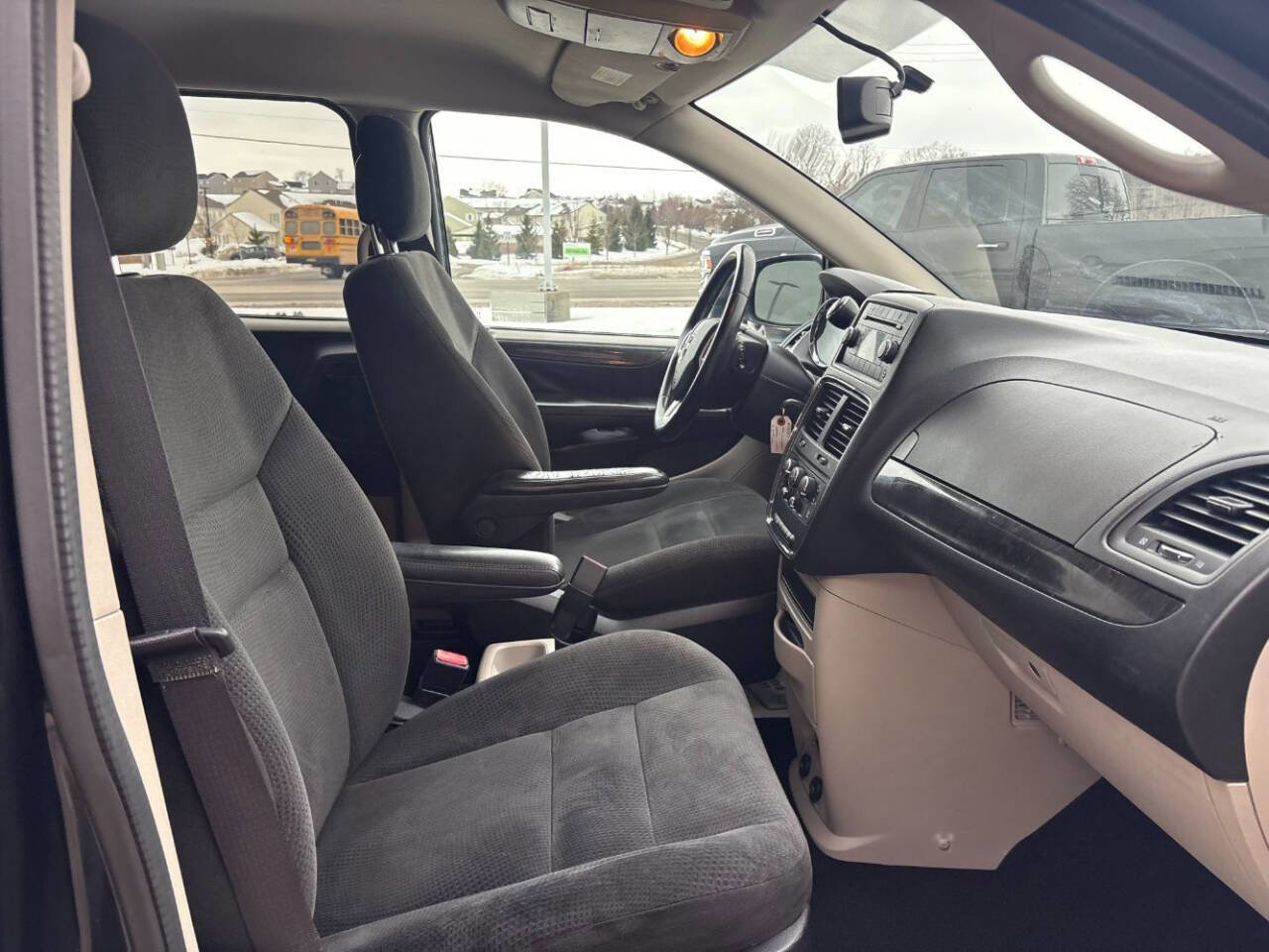 Used 2016 Dodge Grand Caravan SE w/ Quick Order Package 29E SE image 27