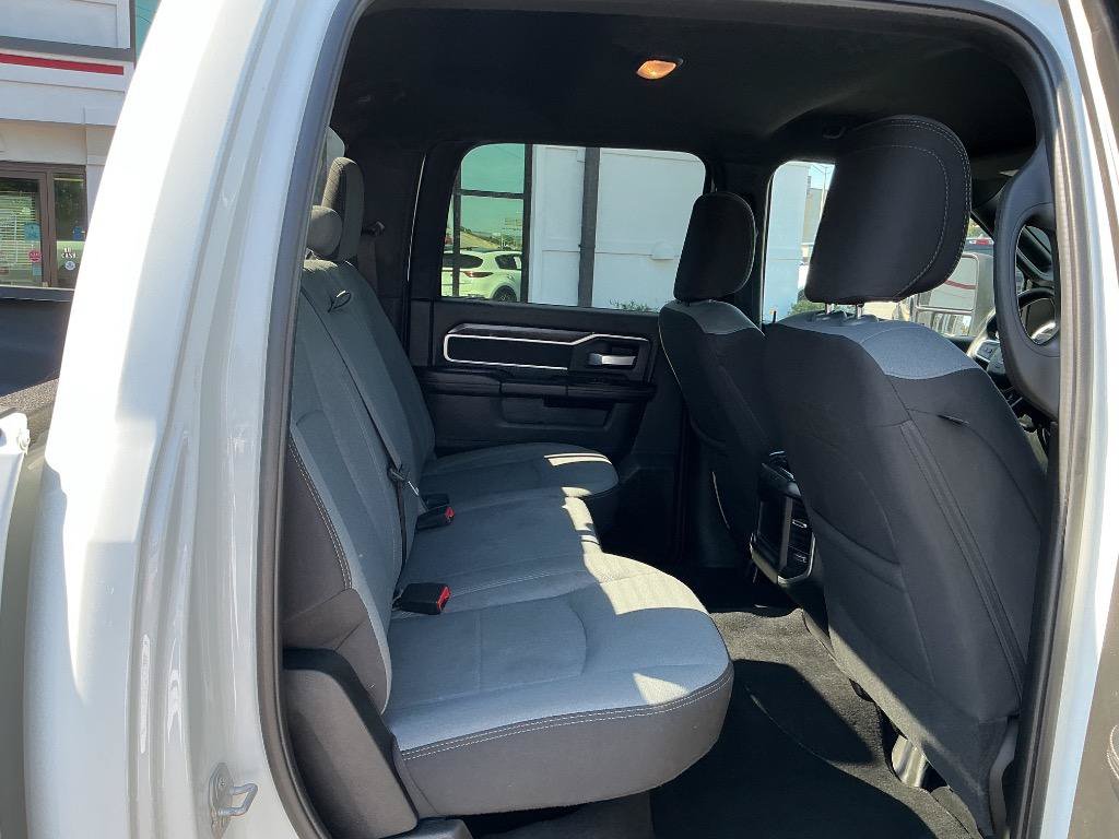 Used 2024 RAM 2500 Big Horn AWD/4WD image 11