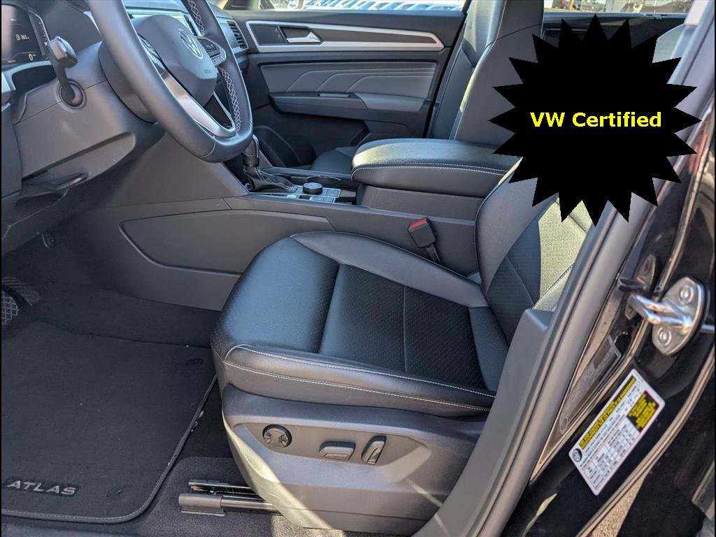 Certified 2023 Volkswagen Atlas SE image 11