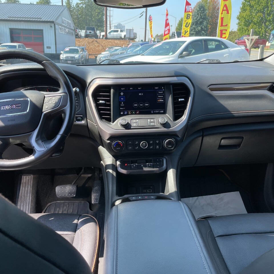 Used 2020 GMC Acadia AT4 image 12