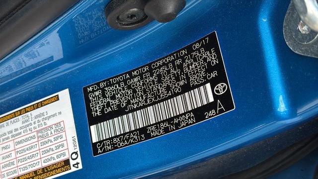 Used 2018 Toyota Corolla iM w/ Carpet Mat Package (TMS) FWD image 28