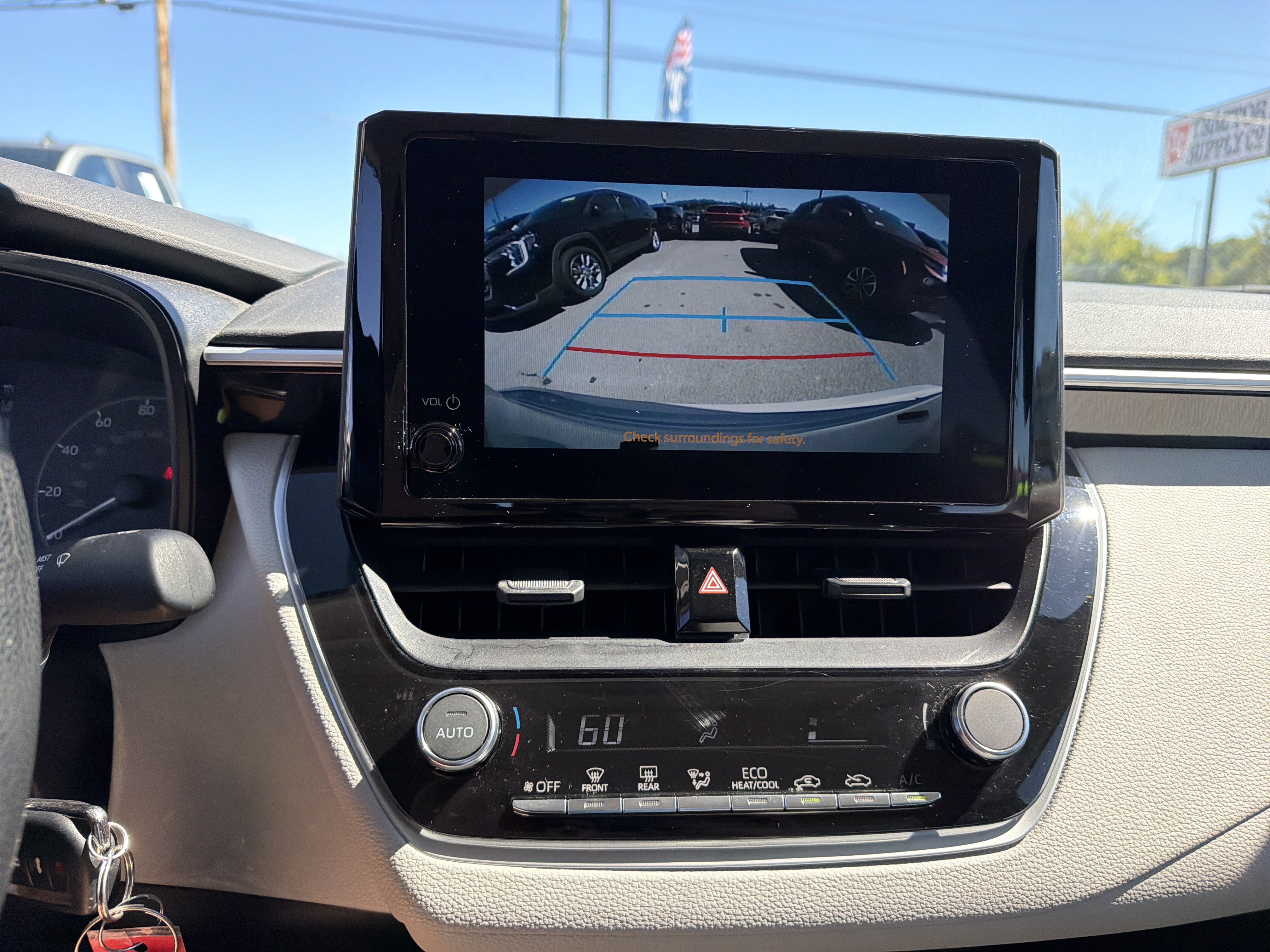 Used 2025 Toyota Corolla LE FWD image 26