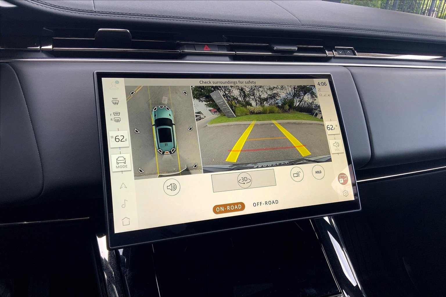 Used 2025 Land Rover Range Rover Sport image 26