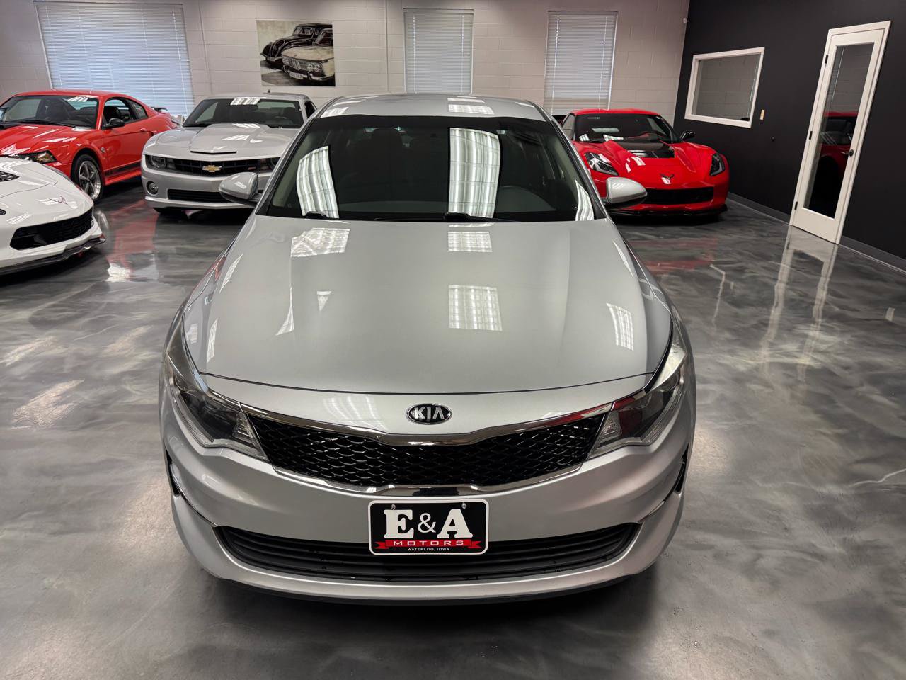 Used 2017 Kia Optima LX FWD image 18