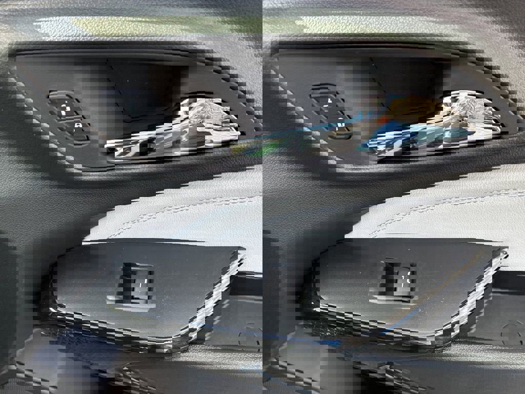 New 2026 Chevrolet Trax LT w/ LT Convenience Package image 32