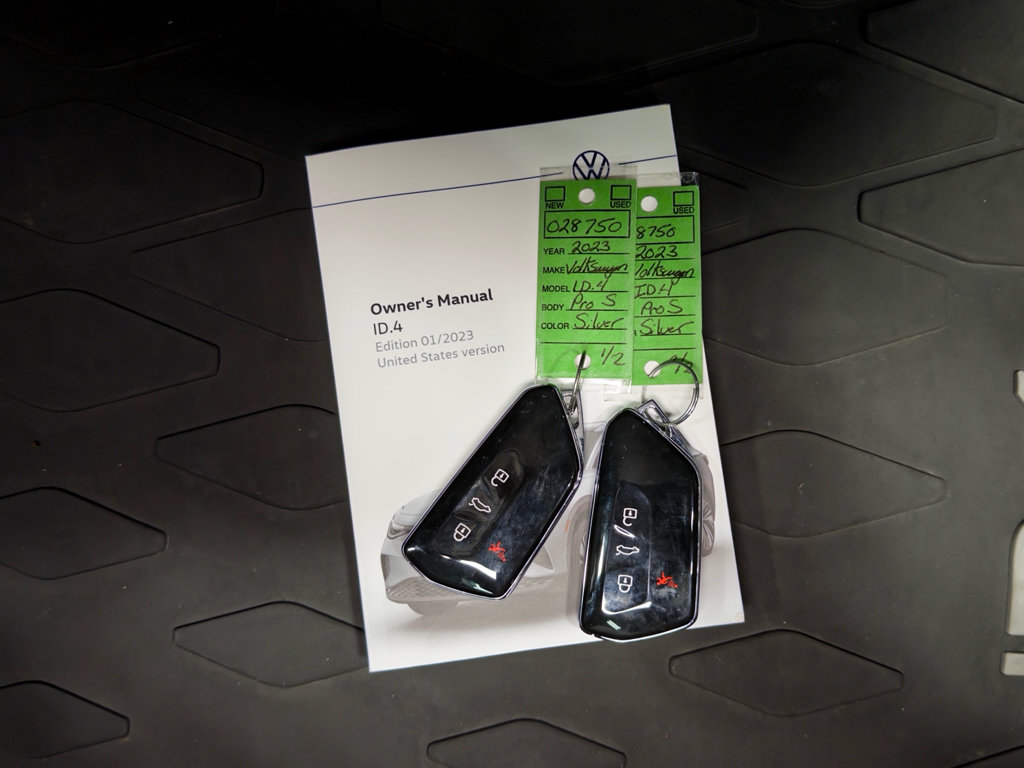 Used 2023 Volkswagen ID.4 Pro S AWD/4WD image 24