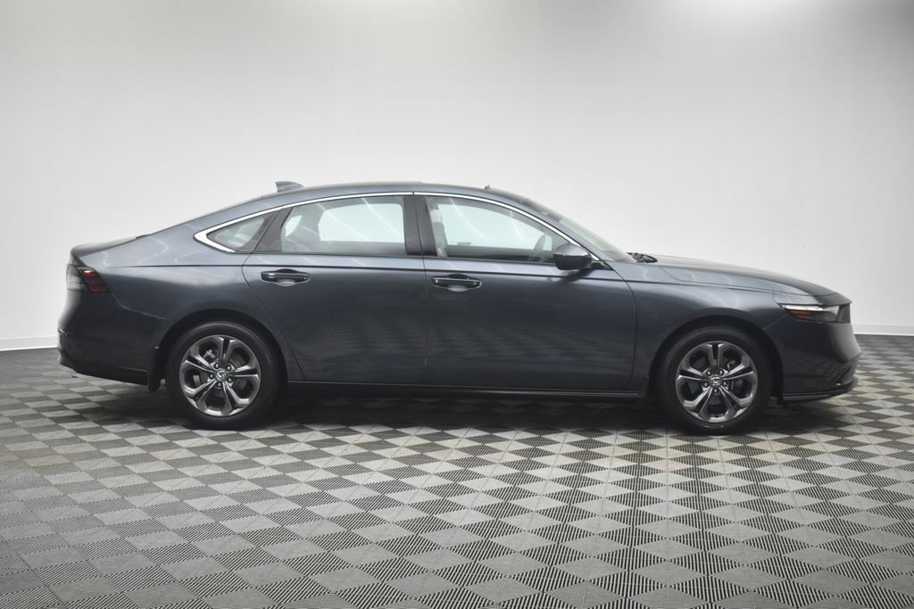 Used 2023 Honda Accord EX image 11