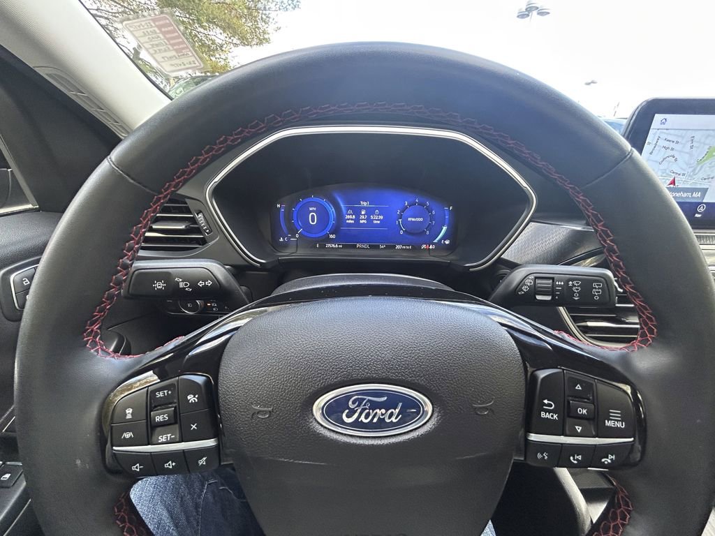 Used 2022 Ford Escape SEL w/ SEL Stealth AWD Package image 15