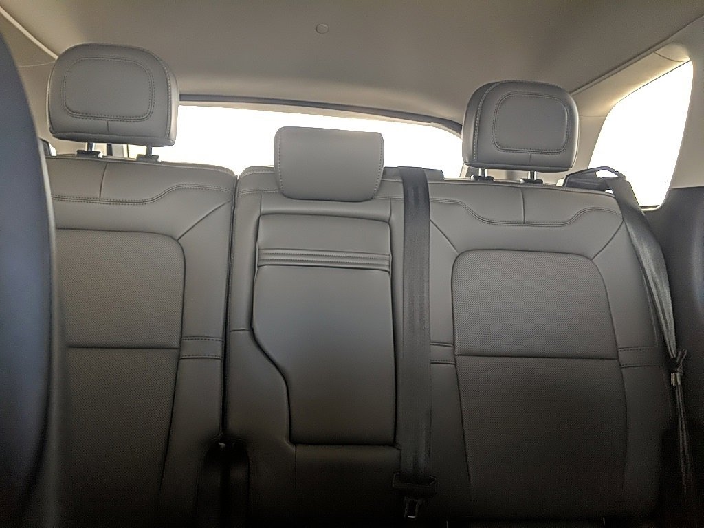 Used 2024 Lincoln Corsair Reserve w/ Equipment Group 201A image 25