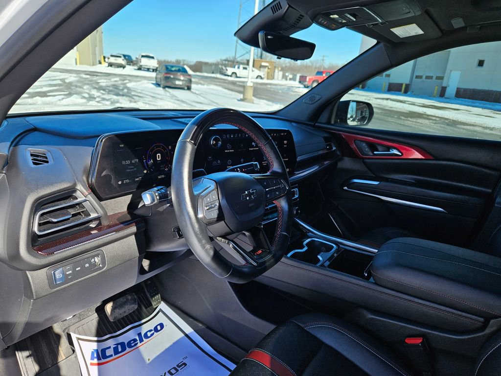 Used 2024 Chevrolet Traverse RS image 21