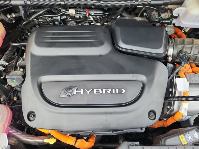 Used 2023 Chrysler Pacifica Touring-L FWD image 15