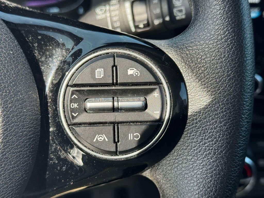 Used 2023 Kia Soul S image 20