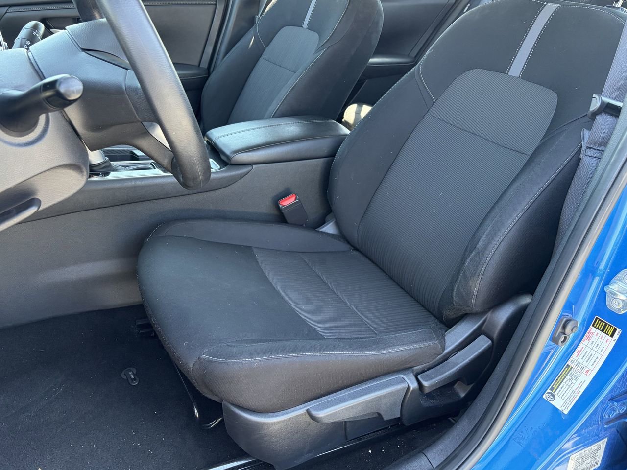 Used 2024 Nissan Sentra SV FWD image 23