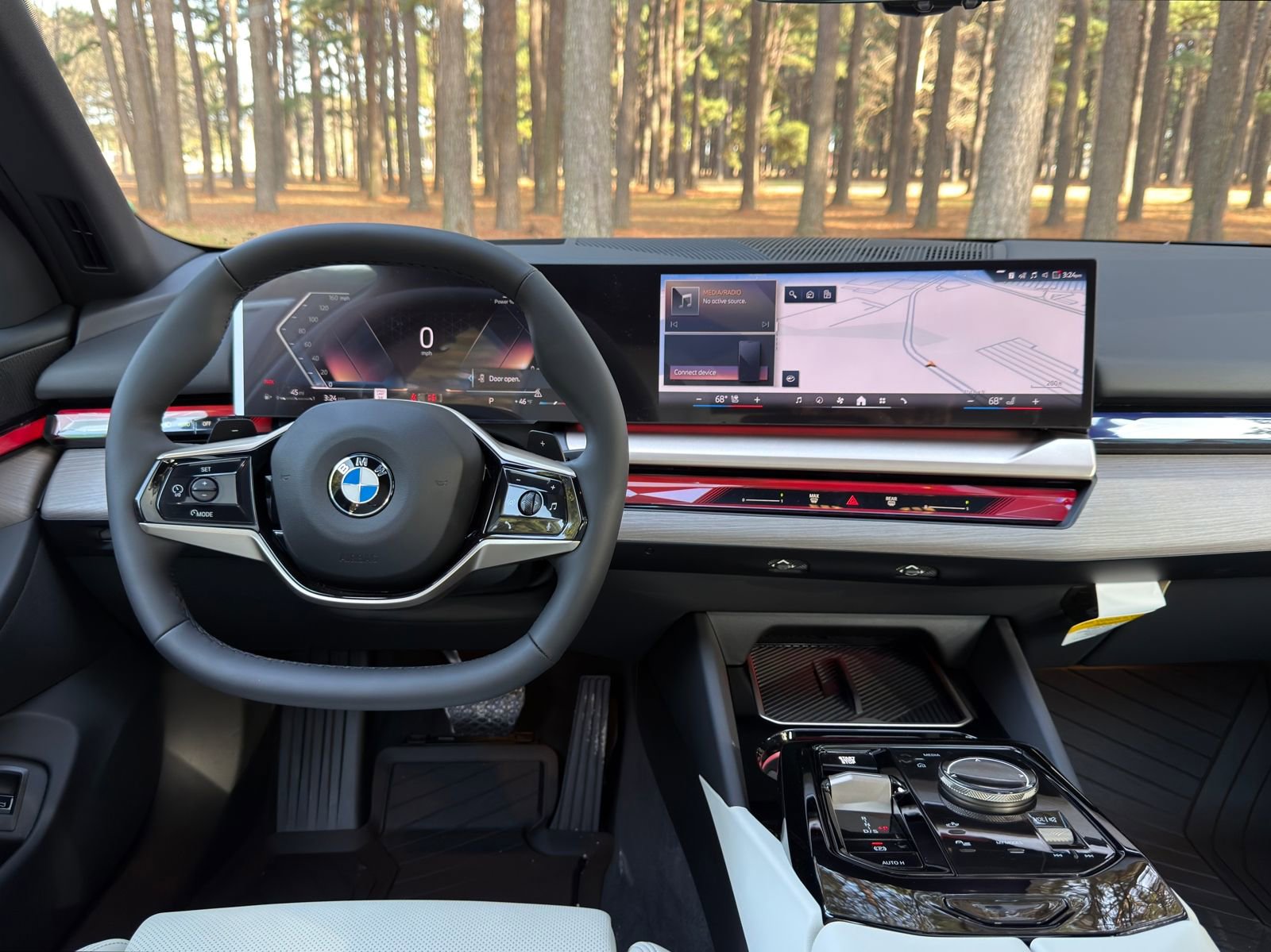 New 2026 BMW 530i w/ Premium Package image 3