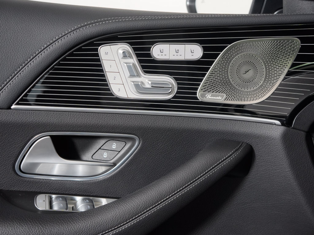Certified 2024 Mercedes-Benz GLS 450 4MATIC image 31