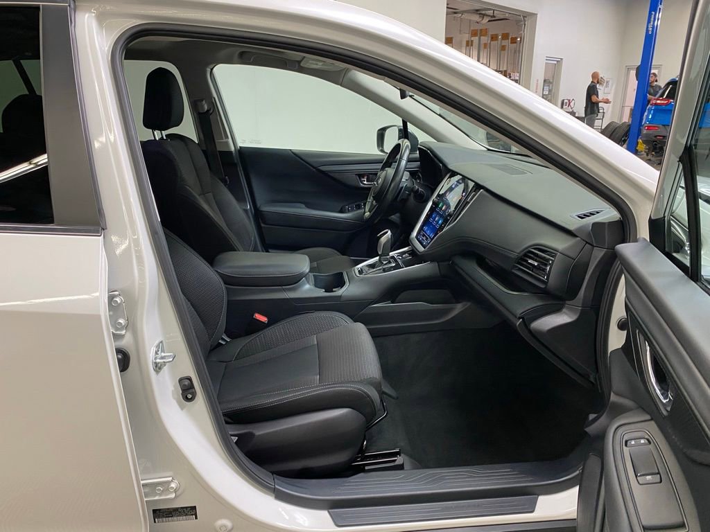 Used 2024 Subaru Outback Premium image 39