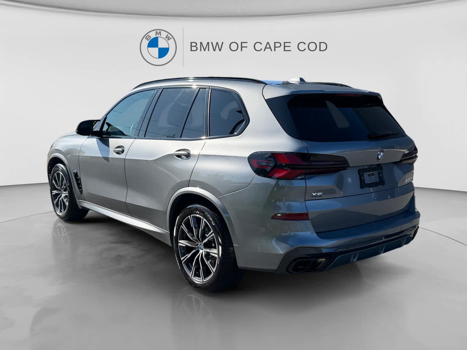 Used 2026 BMW X5 M60i AWD/4WD image 5