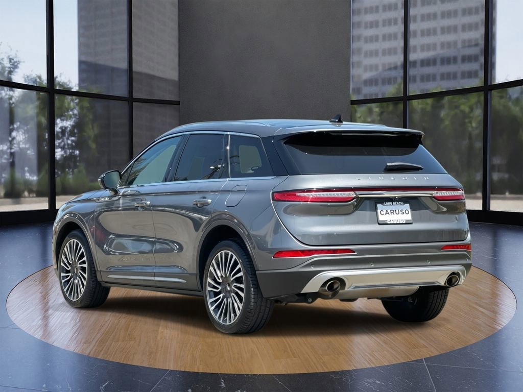 Used 2022 Lincoln Corsair Reserve w/ Equipment Group 201A image 5