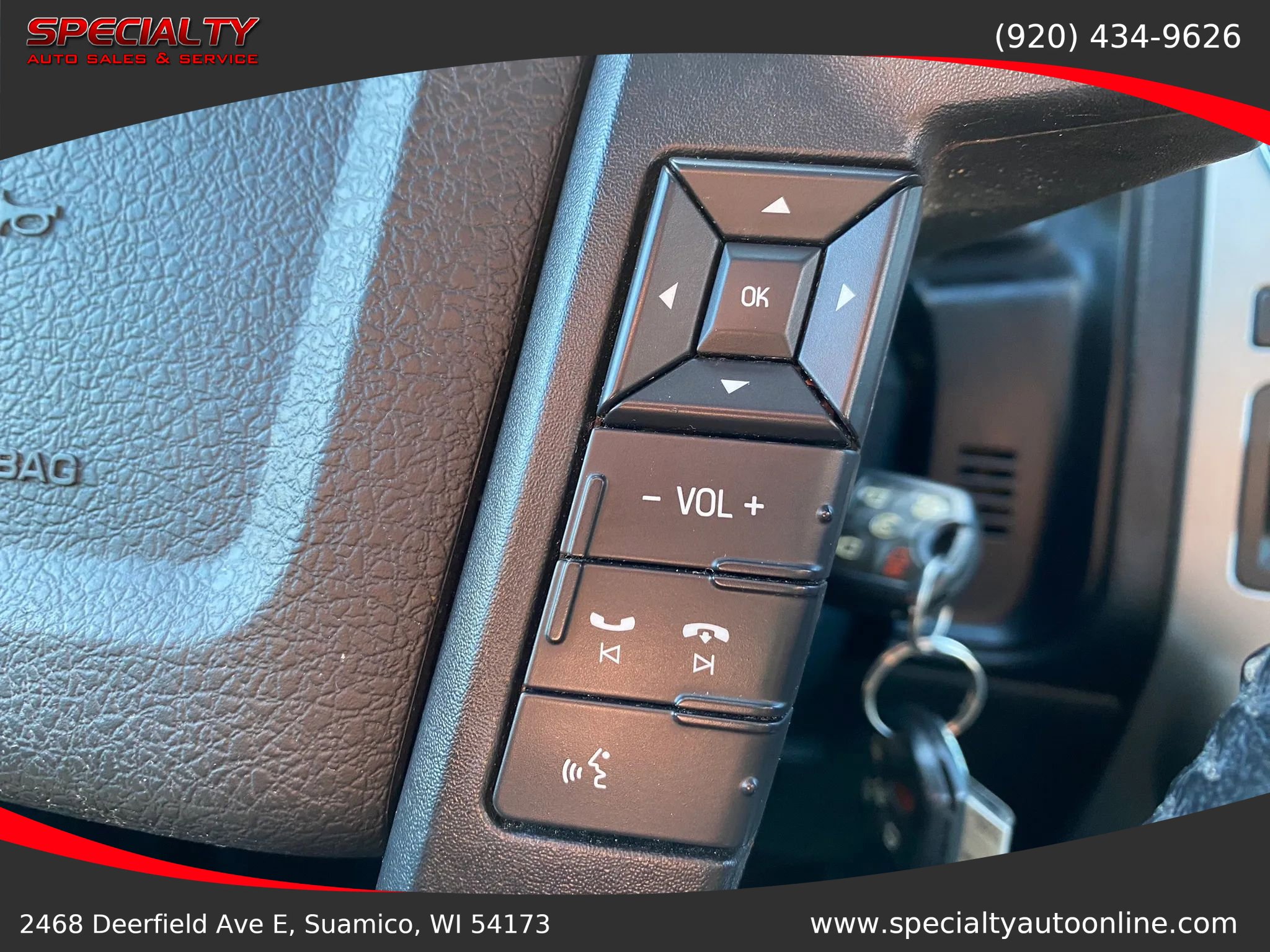 Used 2016 Ford Expedition XLT w/ Equipment Group 202A AWD/4WD image 16