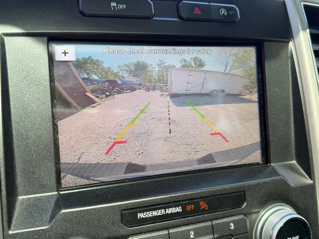 Used 2017 Ford F150 Lariat w/ Equipment Group 502A Luxury AWD/4WD image 8