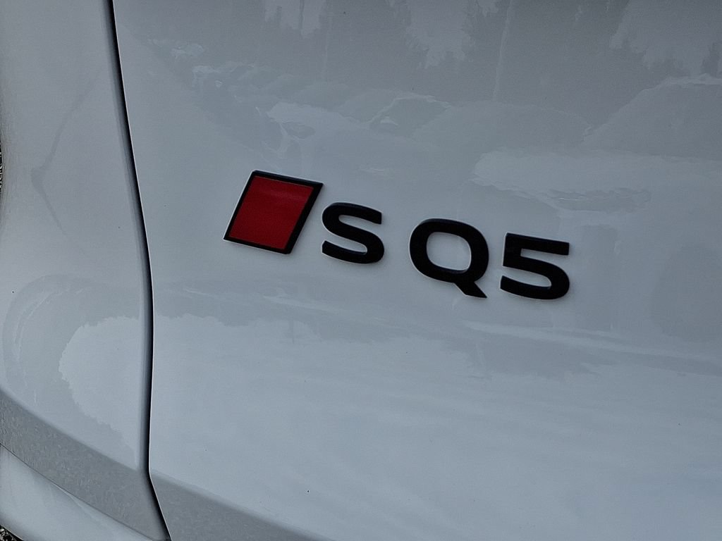New 2026 Audi SQ5 Prestige AWD/4WD image 11
