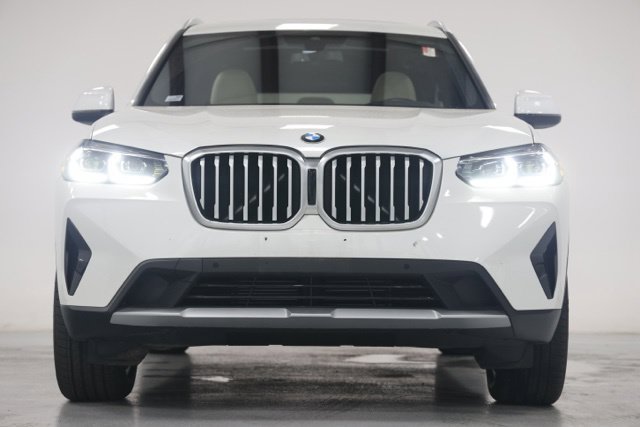 Used 2024 BMW X3 xDrive30i w/ Convenience Package AWD/4WD image 2