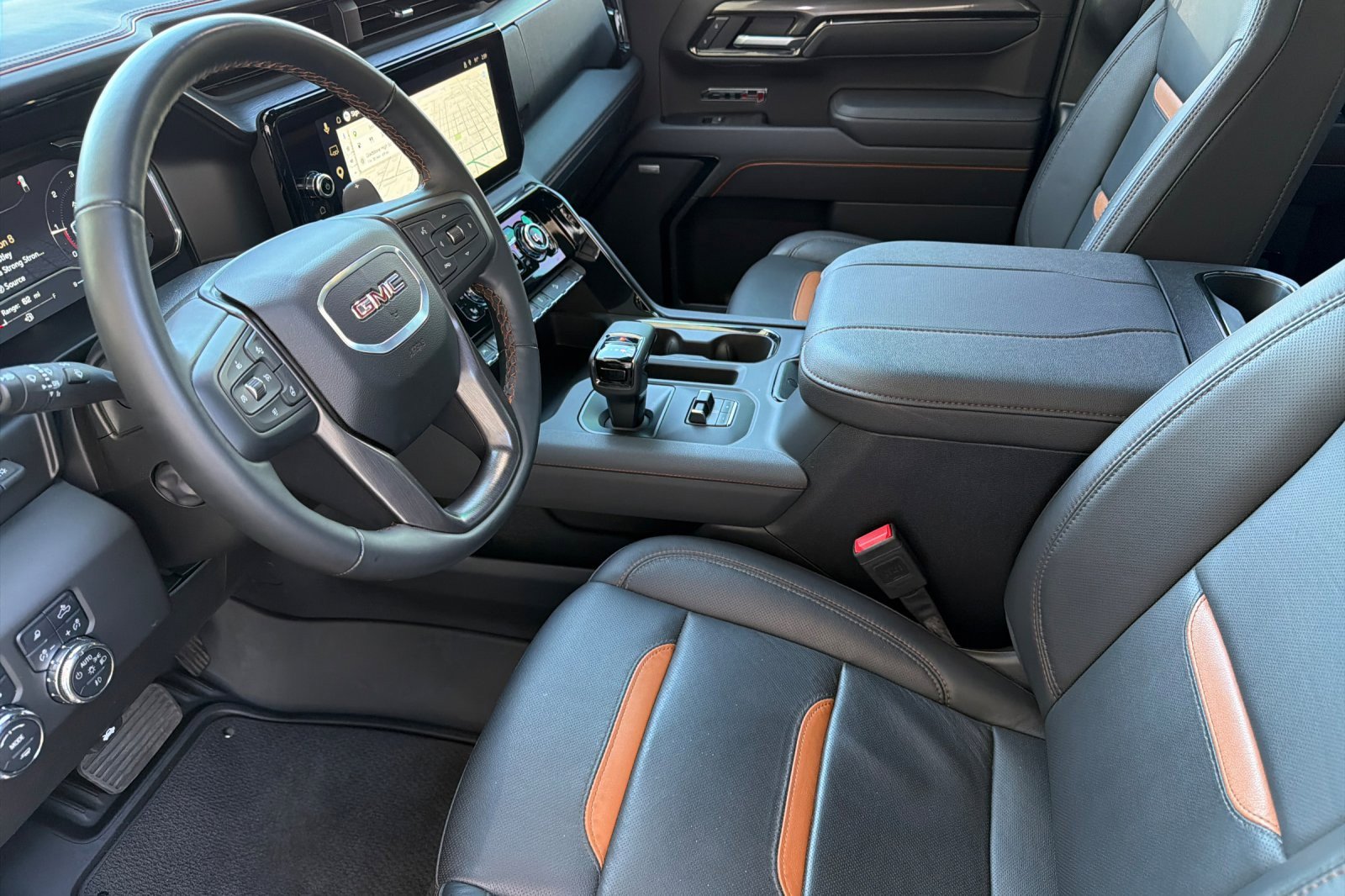 Used 2025 GMC Sierra 1500 AT4 w/ AT4 Premium Package AWD/4WD image 7