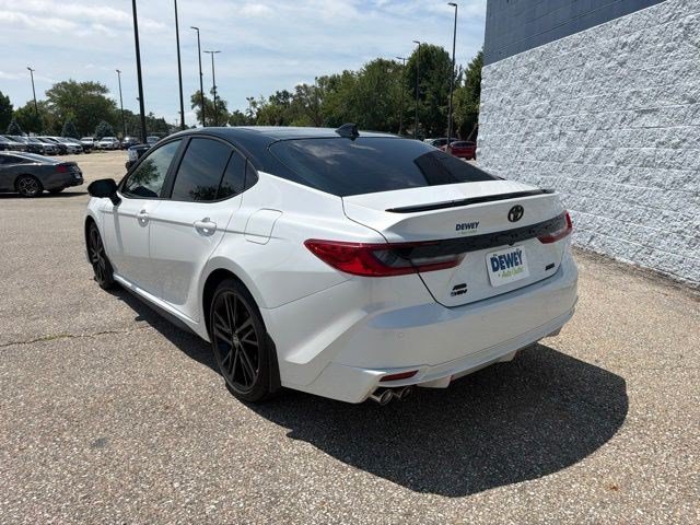 Used 2025 Toyota Camry XSE w/ Premium Plus Package AWD/4WD image 3