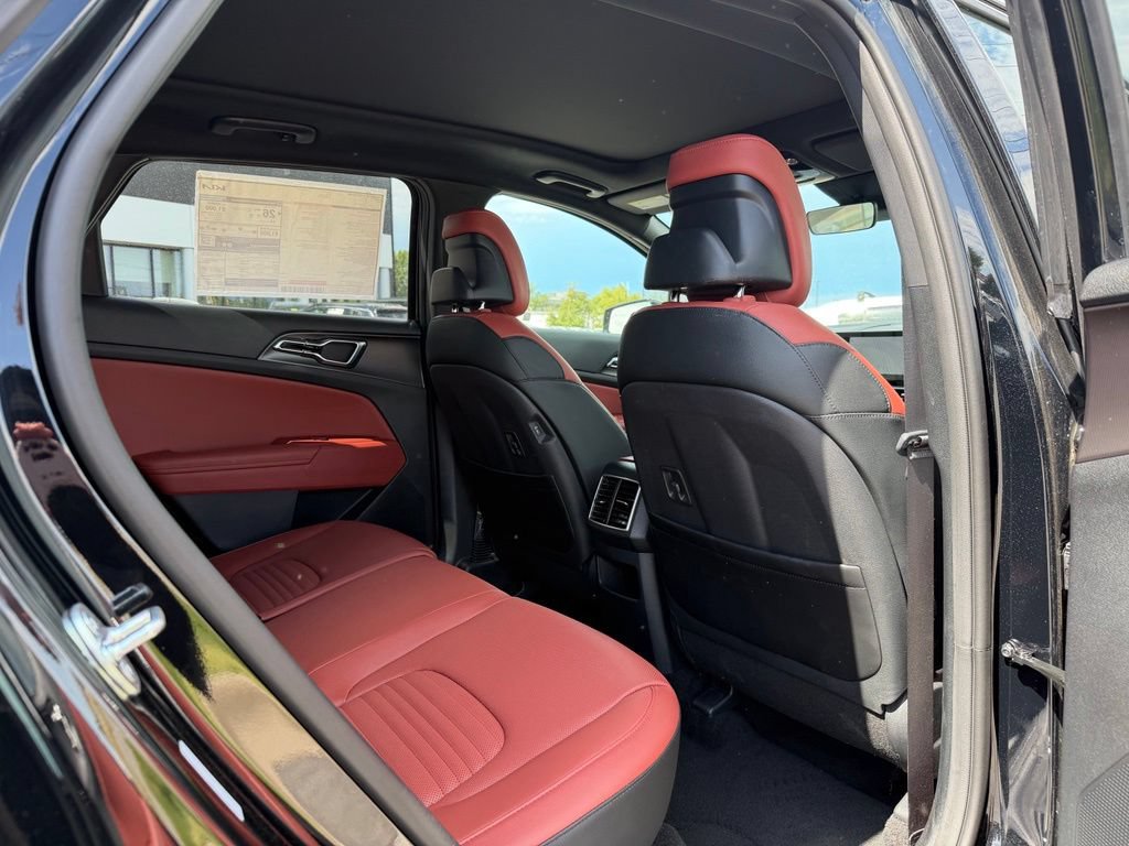 New 2026 Kia Sportage SX AWD/4WD image 30