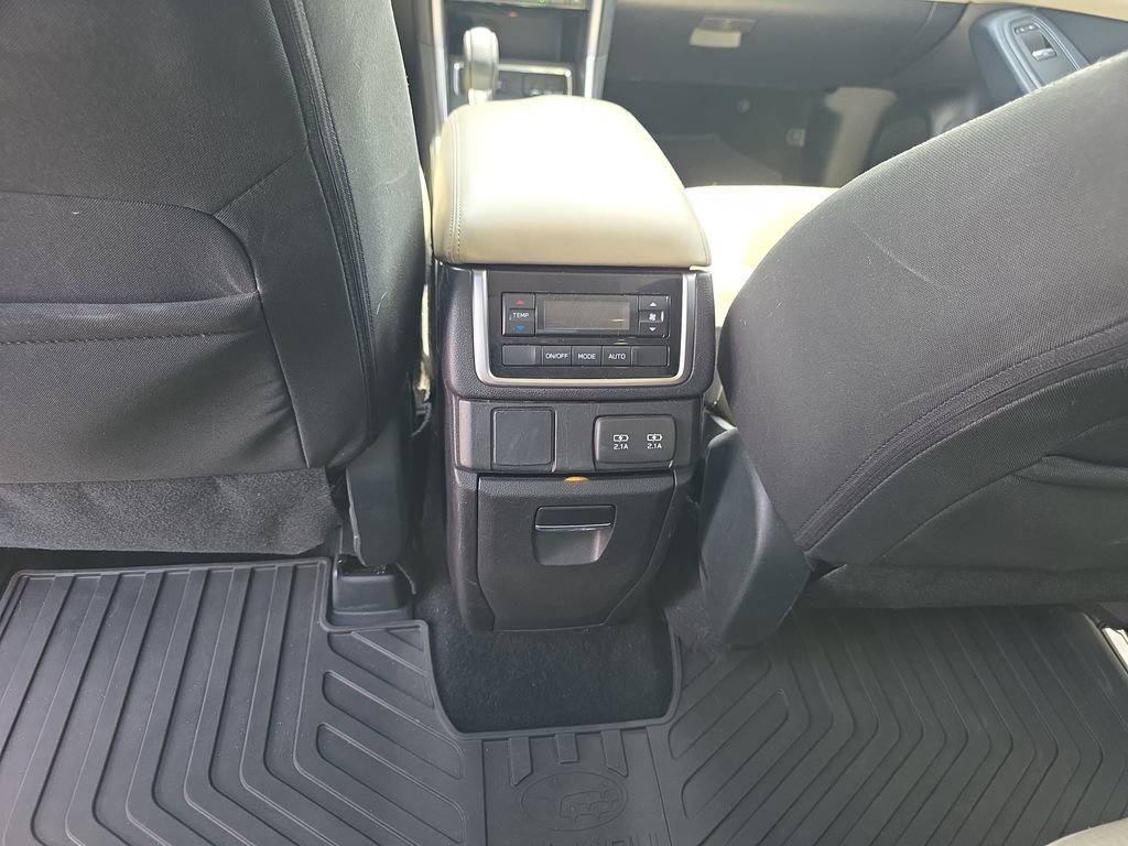 Used 2019 Subaru Ascent Premium w/ Popular Package #2 AWD/4WD image 32