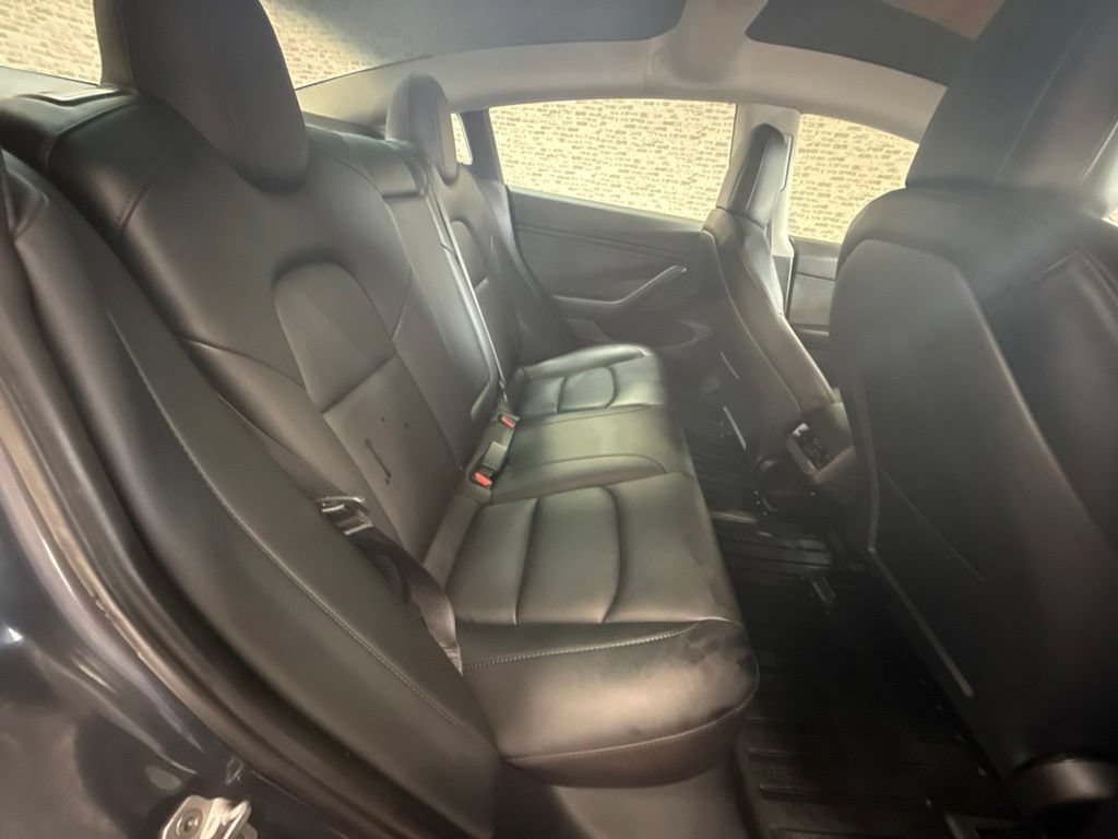 Used 2022 Tesla Model 3 Long Range AWD/4WD image 12