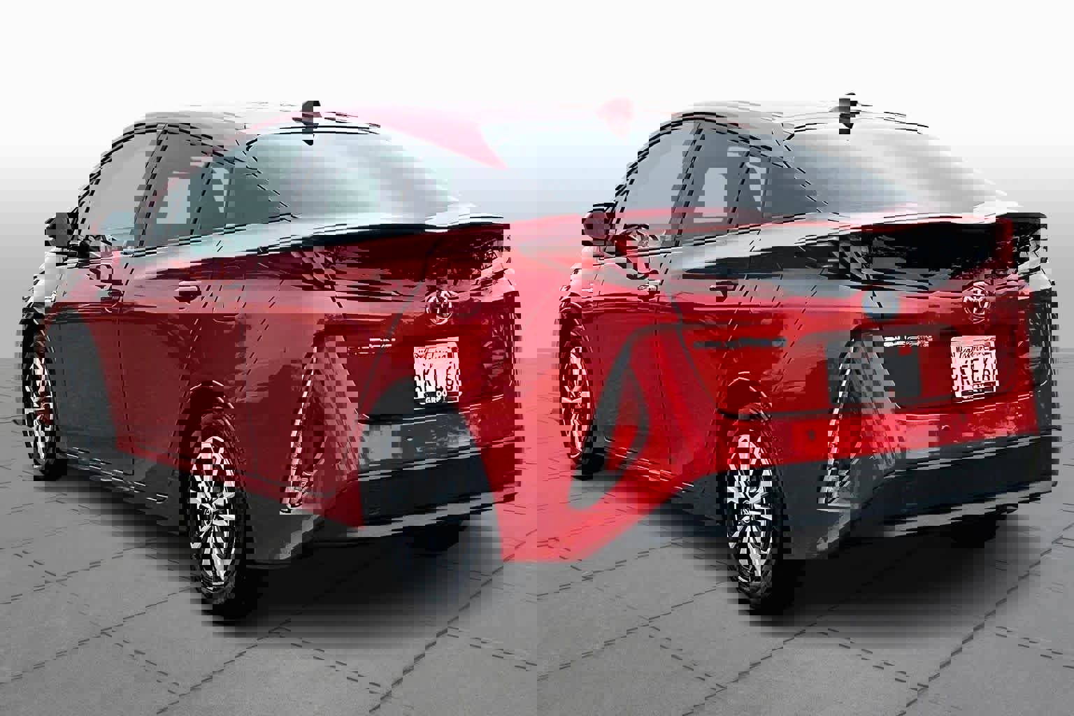 Used 2019 Toyota Prius Prime Advanced image 11