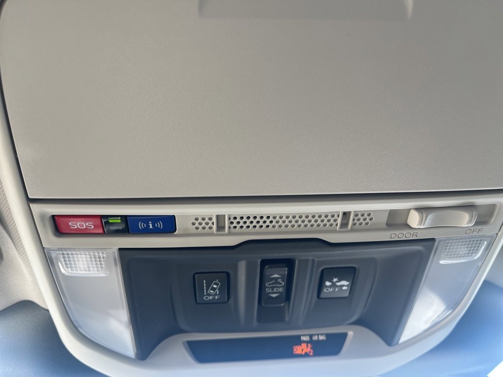 Used 2023 Subaru Forester Touring image 21