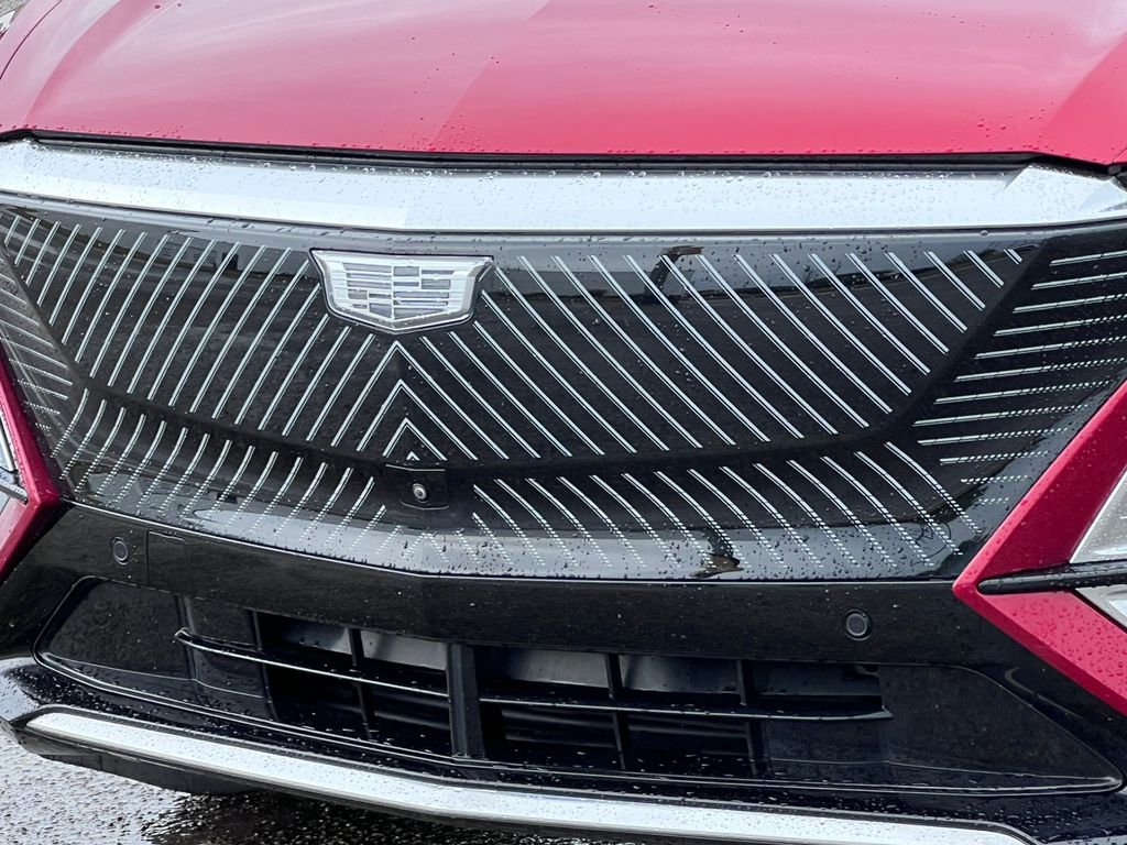 Certified 2024 Cadillac Lyriq Luxury AWD/4WD image 41