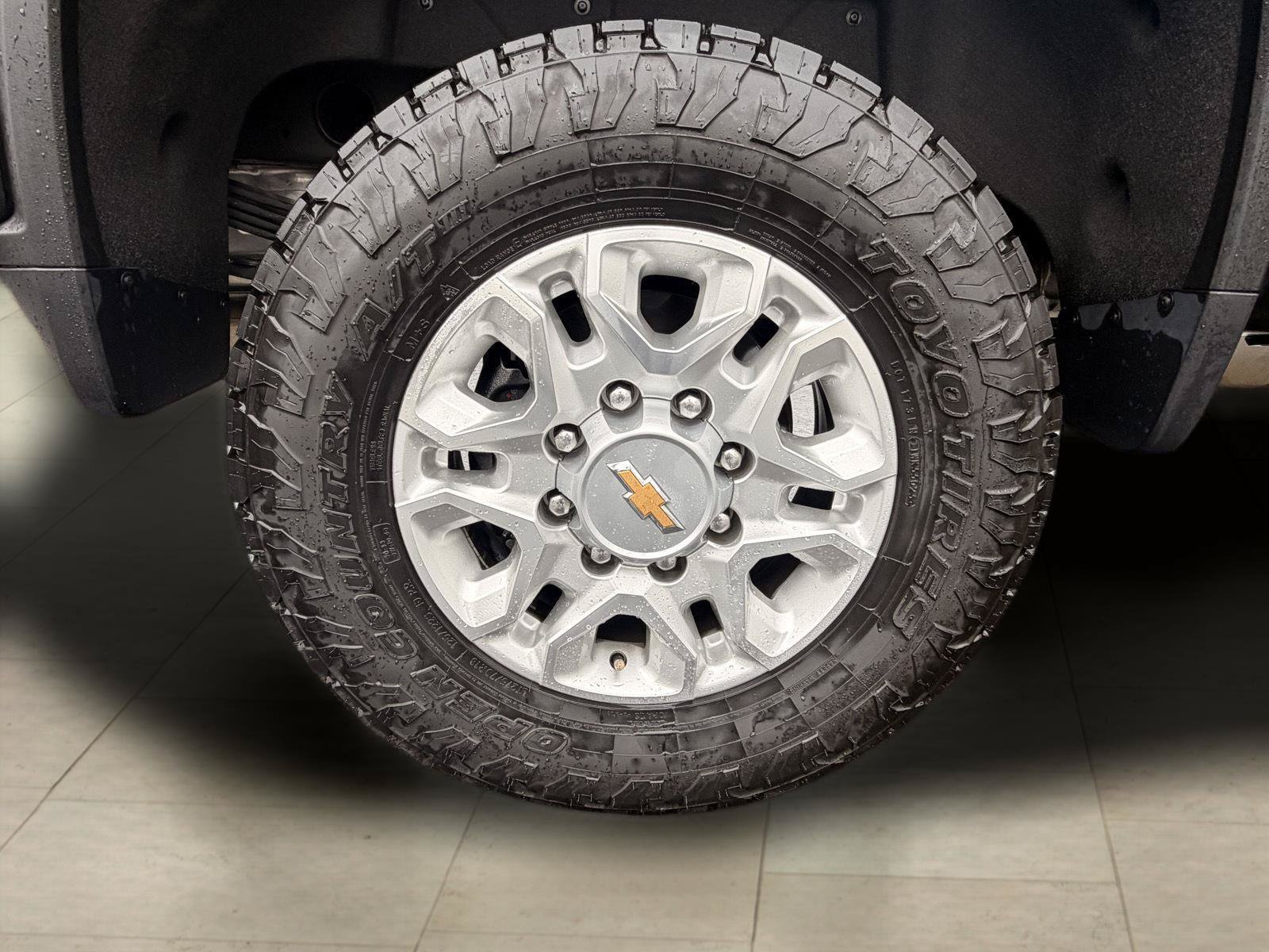 Used 2024 Chevrolet Silverado 2500 LTZ w/ LTZ Plus Package AWD/4WD image 13