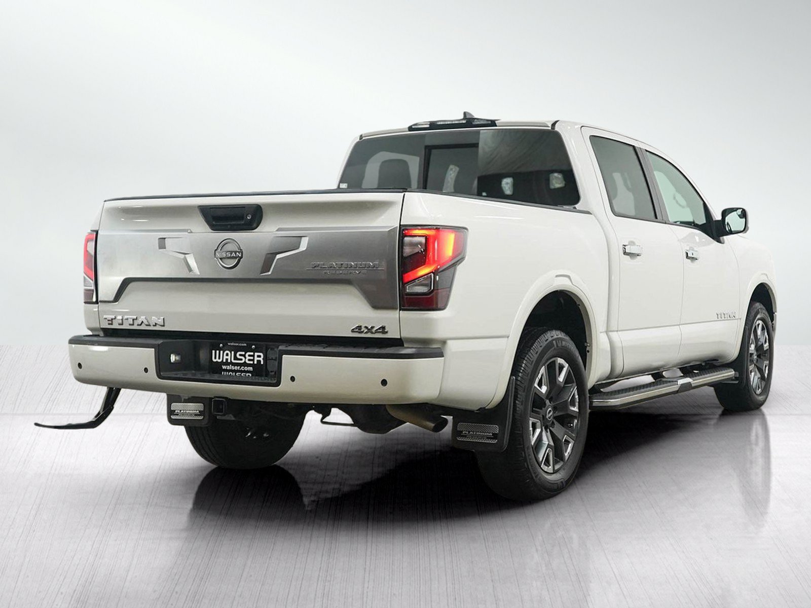 Used 2023 Nissan Titan Platinum Reserve w/ Off Road Protection Package AWD/4WD image 5