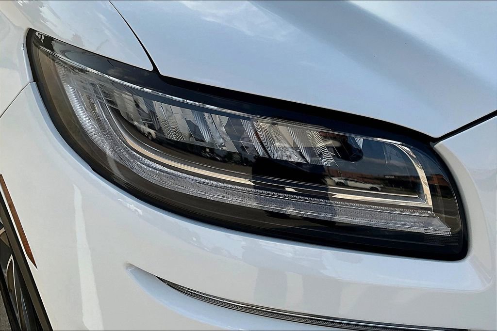 Used 2021 Lincoln Nautilus Reserve w/ Cargo Utility Package image 39